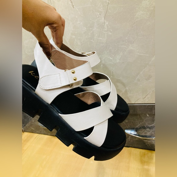 NWOT🏷️Korean style platform sandals for women - Picture 6 of 6